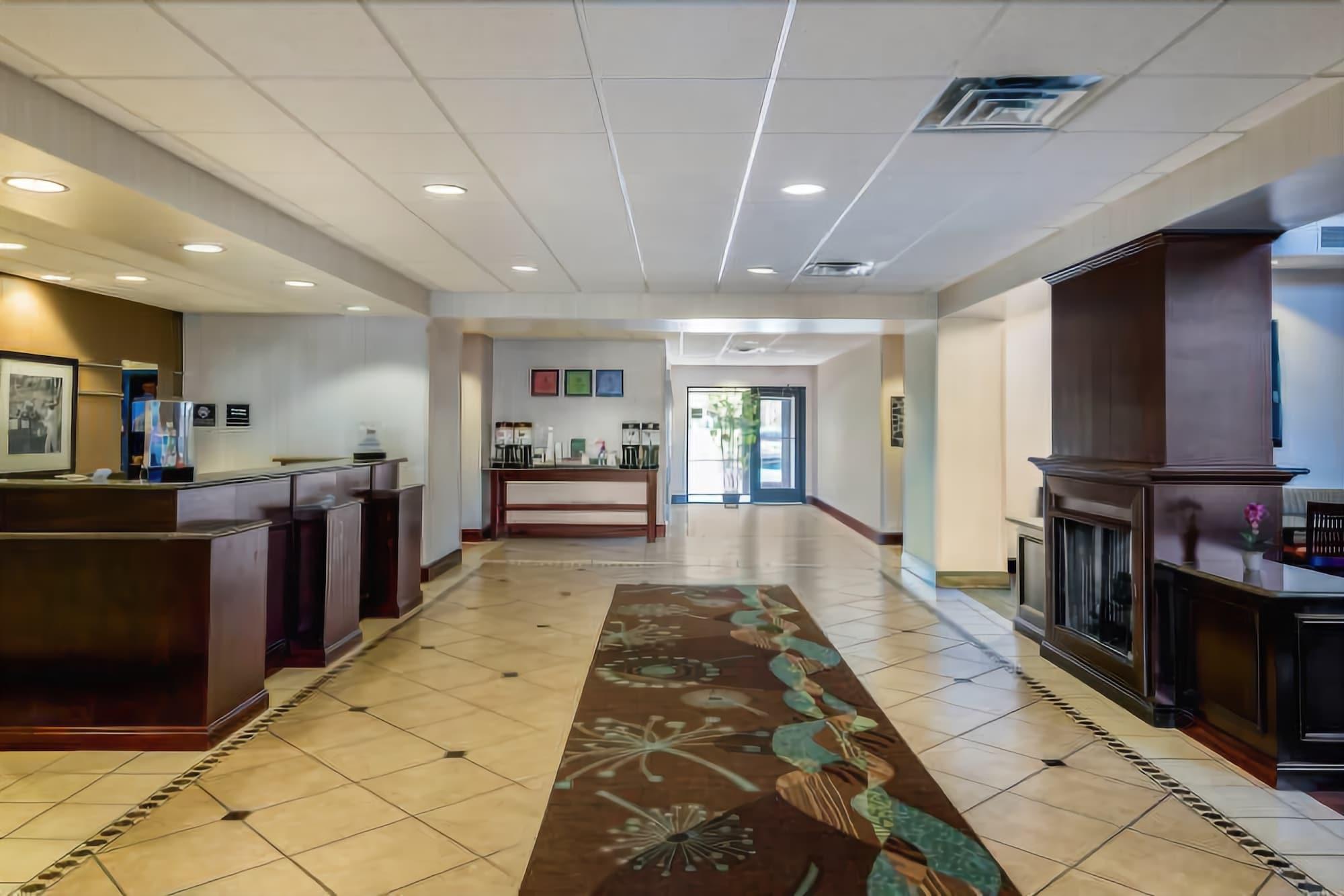 Hampton Inn & Suites By Hilton Syracuse Dewitt East Syracuse Extérieur photo